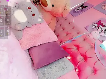 Stripchat Free Live Porn of Cute_Roxxy
