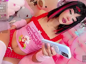 Stripchat Adult Webcams of Cute_Roxxy