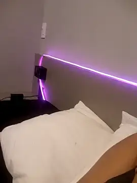 Stripchat Live Sex Cam of MORYBANIKA