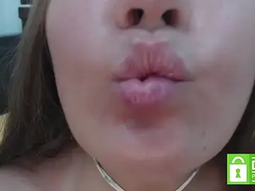 Stripchat Free Porn Cam of mollywayne