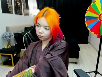 Stripchat Live Sex Cam of EnergyBunny_1