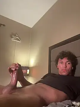 Stripchat Live Porn of Skinnyywithbigdick