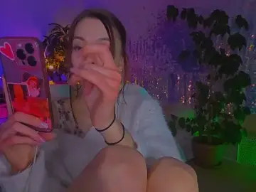 Stripchat Free Live Porn of poli__