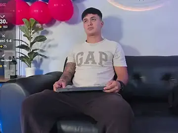 Stripchat Adult Video Chat of Cristopher_strong
