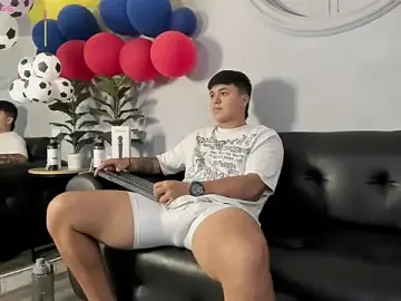 Stripchat Nude Webcam of Cristopher_strong