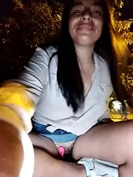 Stripchat Sex Cam of Clery_lin