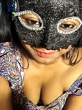 Stripchat Live Sex Cam of DIRTYSECRET_QUEEN_07