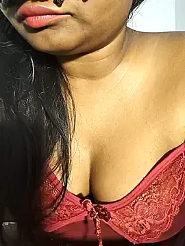 Stripchat Free Porn Cam of DIRTYSECRET_QUEEN_07