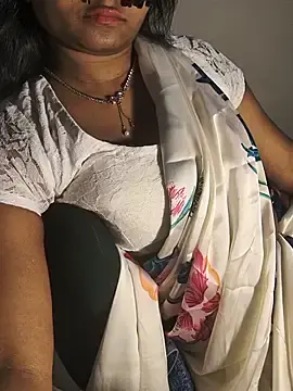 Stripchat Free Live Porn of DIRTYSECRET_QUEEN_07