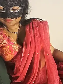 Stripchat Live Porn of DIRTYSECRET_QUEEN_07