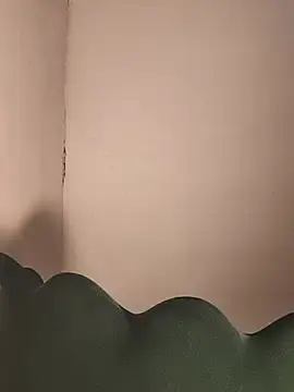 Stripchat Free Porn Cam of DIRTYSECRET_QUEEN_07