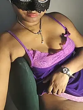 Stripchat Best live sex cam show of DIRTYSECRET_QUEEN_07