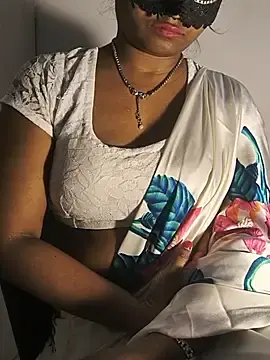 Stripchat Live Sex of DIRTYSECRET_QUEEN_07