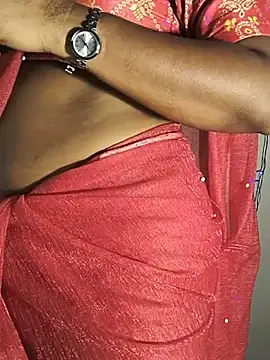 Stripchat Live Sex Cam of DIRTYSECRET_QUEEN_07