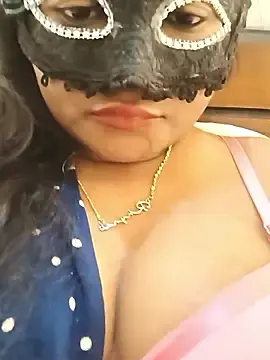 Stripchat Free Live Porn of FANTASY_QUEEN_07