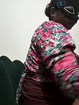 Stripchat Free Live Porn of FANTASY_QUEEN_07