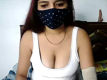 Stripchat Adult Video Chat of Gloie4u