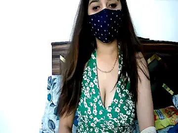Stripchat Free Porn Cam of Gloie4u