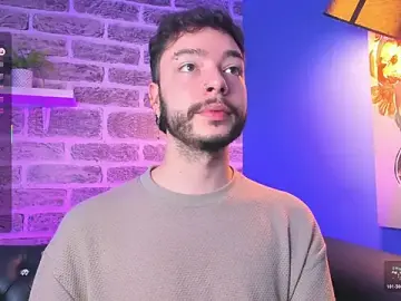 Stripchat Live Sex Cam of noah_ricci