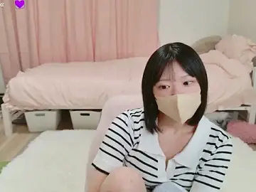 Stripchat Free Live Porn of suzuuuuu