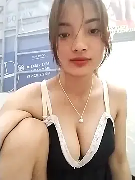 Stripchat Watch Live Sex Cams of tdtd98