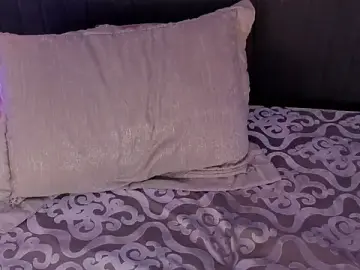 Stripchat Free Porn Cam of Saturn1a