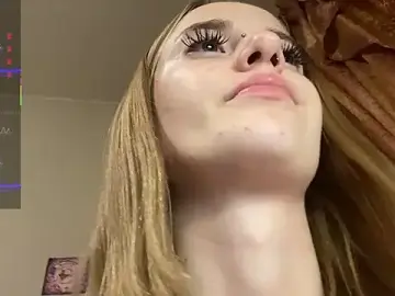 Stripchat Live Porn of kittywithu