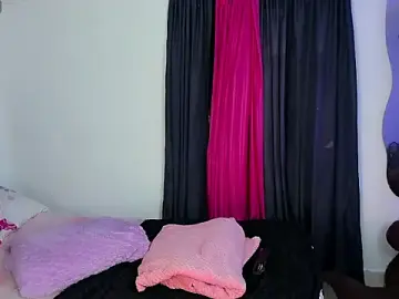 Stripchat Live Sex Cam of Maryonthemoon