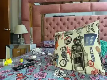 Stripchat Free Porn Cam of briana_wonder69xxx