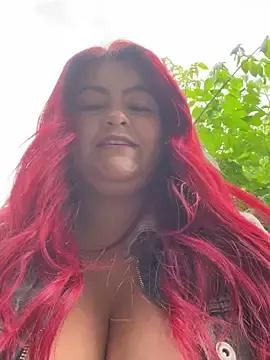 Stripchat Adult Webcam of lia_moon77