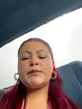 Stripchat Free Live Porn of lia_moon77