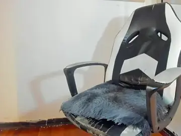 Stripchat Live Sex of BombonRose1