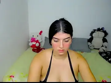Stripchat Sex Cam of hello_kityy25