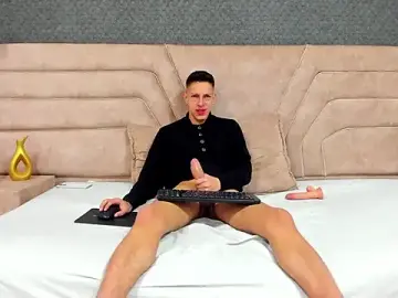 Stripchat Best live sex cam show of thiago19s
