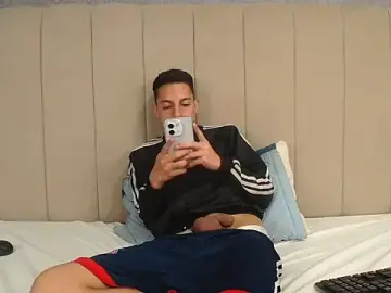 Stripchat Free Live Porn of thiago19s
