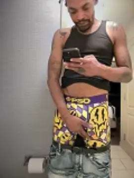 Stripchat Live Sex Cam of 2HandsLong