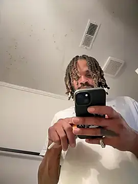 Stripchat Adult Webcam of 2HandsLong