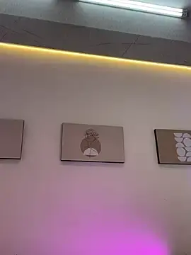 Stripchat Free Porn Cam of Esmeralda_Duarte