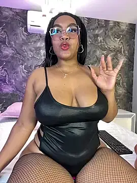 Stripchat Best Webcam of Esmeralda_Duarte