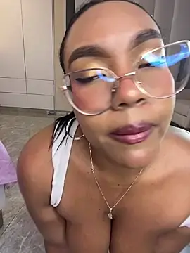Stripchat Free Live Porn of Esmeralda_Duarte