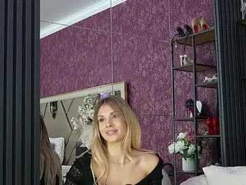Stripchat Free Porn Cam of Mishelle-Brizo