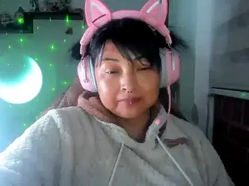 Stripchat Sex Cam of Shaddycute_