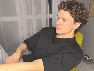 Stripchat Watch Live Sex Cams of alyx_garden