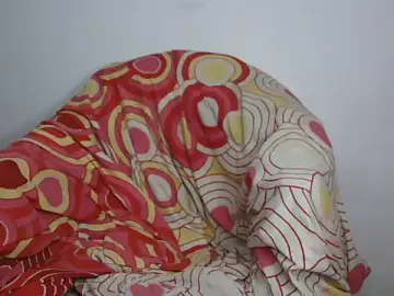 Stripchat Sex Cam of Cute-Tanya