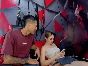 Stripchat Adult Webcams of Hana_and_Zeta