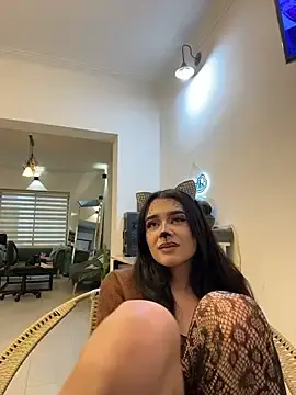 Stripchat Live Sex Cam of emma_soul1