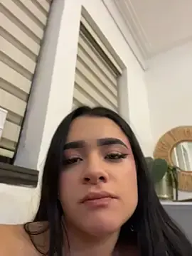 Stripchat Free Live Porn of emma_soul1