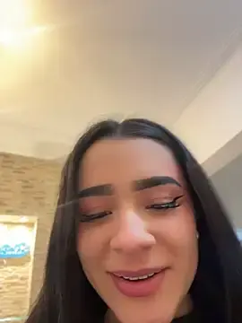 Stripchat Sex Cam of emma_soul1