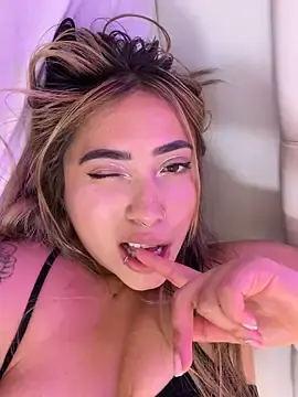 Stripchat Sex Cam of _ManuVeelez