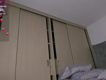 Stripchat Free Porn Cam of sussan_dream1